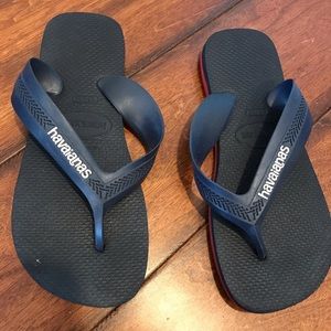 Boys flip flops size 3/4